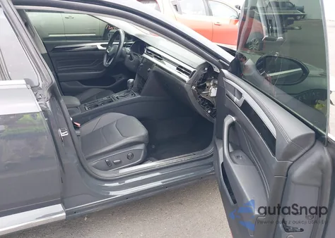 2021 Volkswagen Arteon 2.0T Se from USA, damaged, VIN WVWAR7AN3ME012973